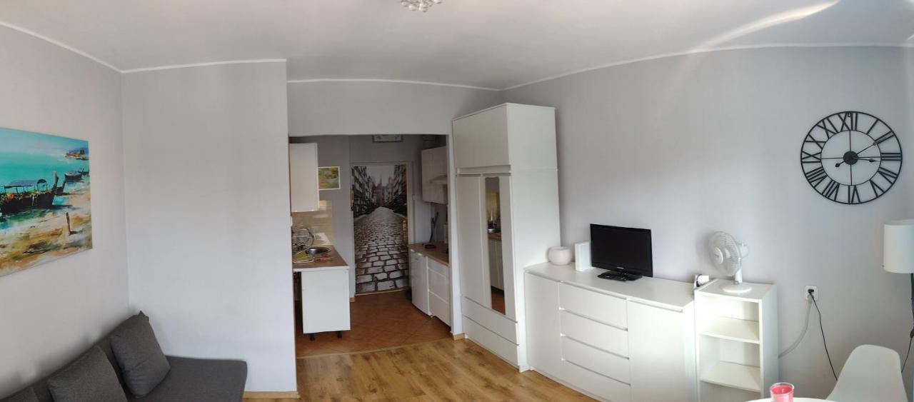 Sunny Studio Apartment Gdansk Bagian luar foto